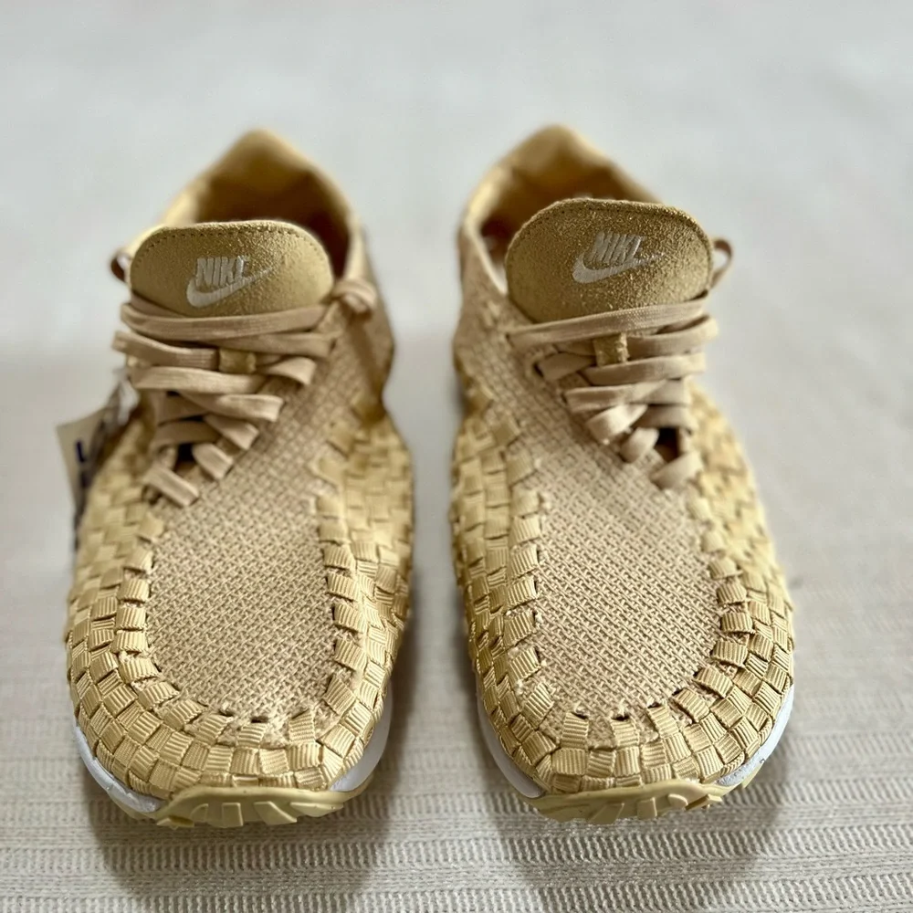 🚨Nike Air Footscape woven 2019
Women Size 7 - Picture 4 of 7
